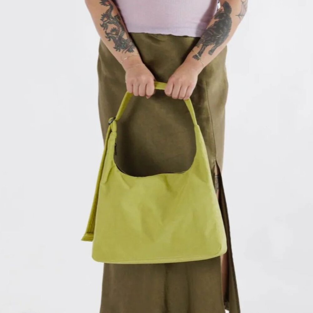 NWT Baggu Nylon Shoulder Bag - Lemongrass - Picture 6 of 6